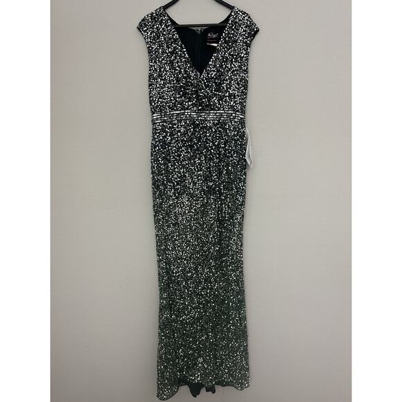 Mac Duggal Green Silver Sequined V-Neck Cap Sleeves Evening Gown Size 10